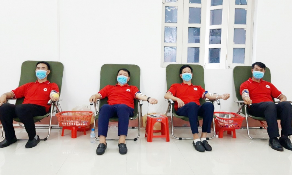 Huyện Vân Đồn: Tiếp nhận 113 đơn vị máu