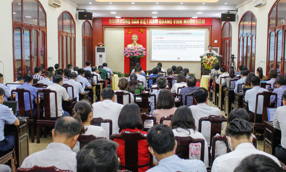 Móng Cái tổ chức hội nghị báo cáo viên Quý II/2022