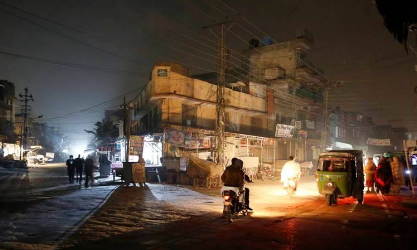 Pakistan bị ‘vạ lây’, mất điện triền miên vì chiến lược cấm nhiên liệu Nga của EU
