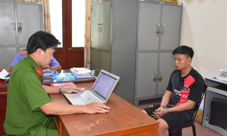 Khởi tố, bắt tạm giam đối tượng sát hại thiếu nữ 13 tuổi  