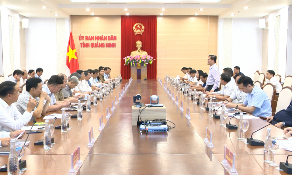 Đoàn công tác tỉnh Lâm Đồng trao đổi kinh nghiệm cải cách hành chính, thu hút đầu tư tại Quảng Ninh