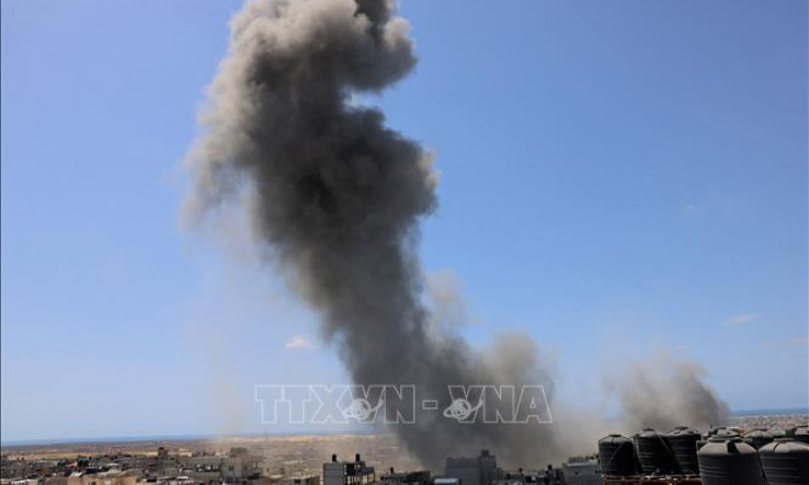Israel không kích Dải Gaza