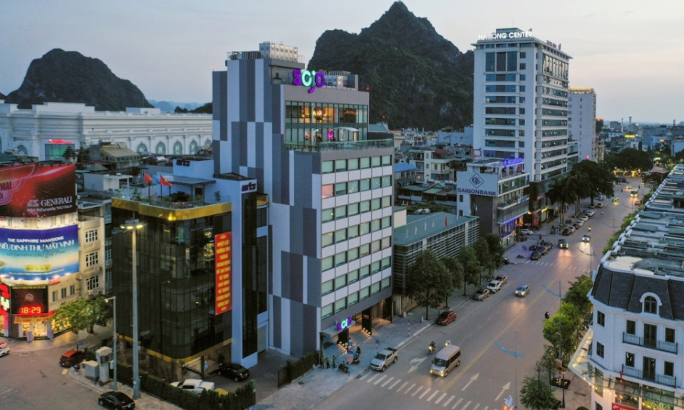 Trải nghiệm khách sạn thuận ích đầu tiên tại Quảng Ninh