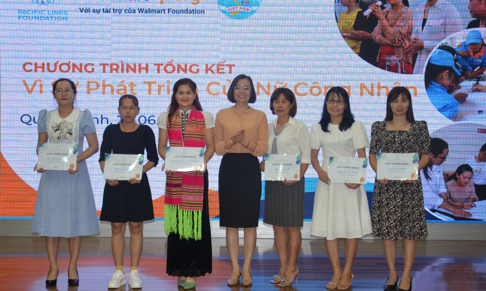 Tổng kết dự án "Vì sự phát triển của nữ công nhân" giai đoạn 2020-2022