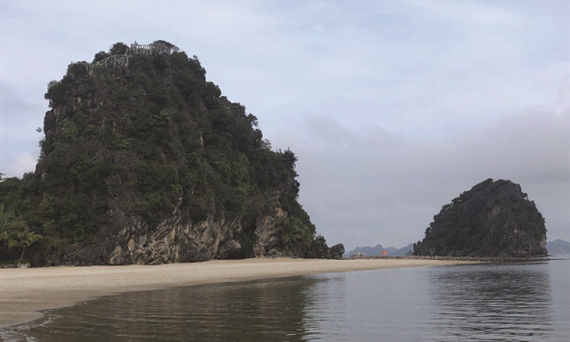 The world is your oyster in beautiful Quảng Ninh