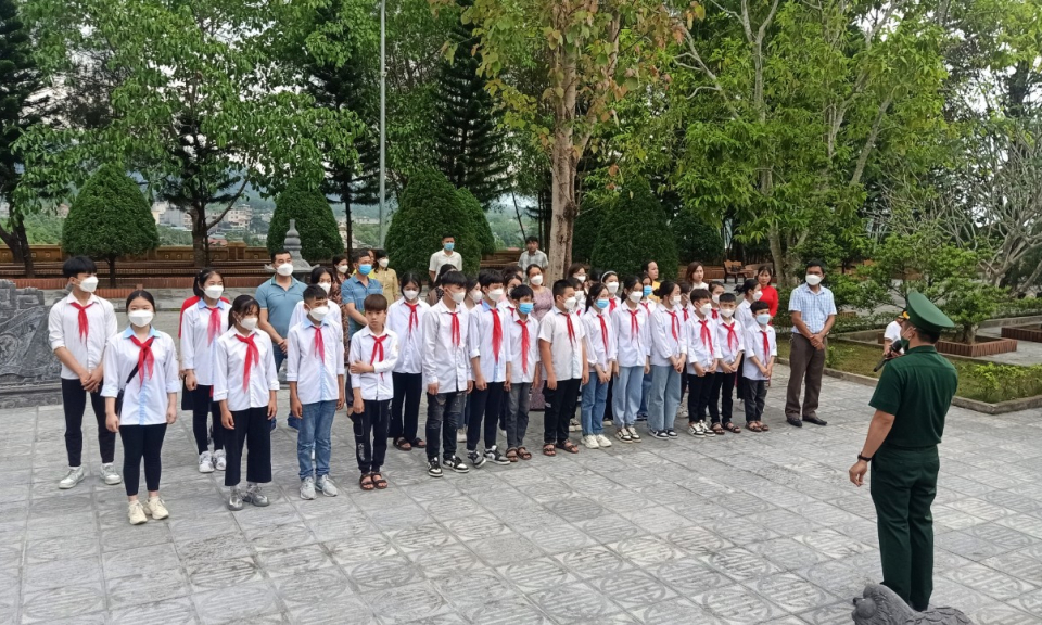 Viết tiếp truyền thống cha anh