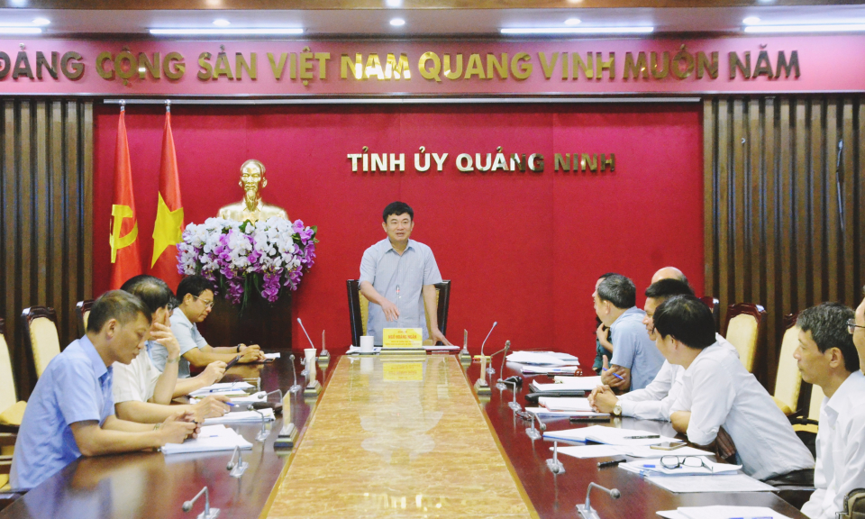 Phó Bí thư Thường trực Tỉnh ủy Ngô Hoàng Ngân làm việc với Trường Đào tạo cán bộ Nguyễn Văn Cừ