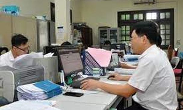 Chế độ lương đối với công chức hết nhiệm kỳ công tác nước ngoài