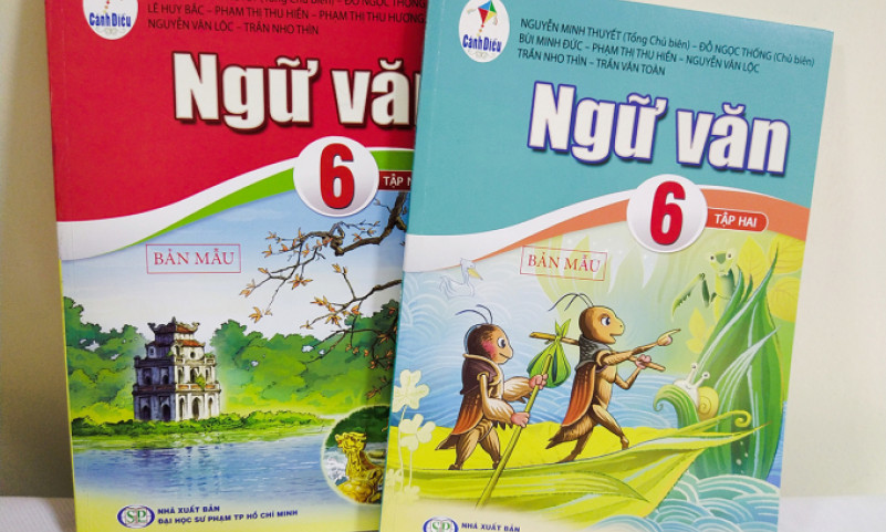 Đề xuất mua sách giáo khoa bằng ngân sách, đưa vào thư viện