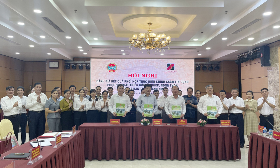 Hội Nông dân tỉnh và Agribank đánh giá kết quả phối hợp thực hiện tín dụng phát triển nông nghiệp, nông thôn