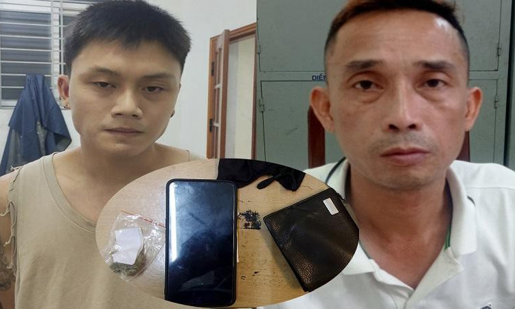 Hai đối tượng dùng ám hiệu để mua bán ma tuý ở bến xe buýt  