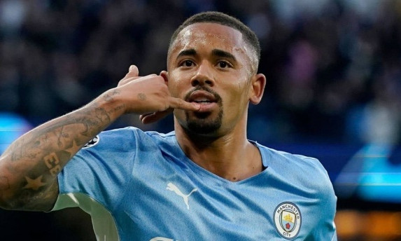 Gabriel Jesus có số áo trong mơ ở Arsenal