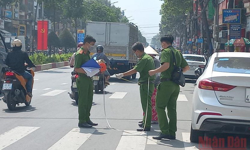 Điều tra vụ thanh niên bị bắn tử vong giữa trung tâm Biên Hòa