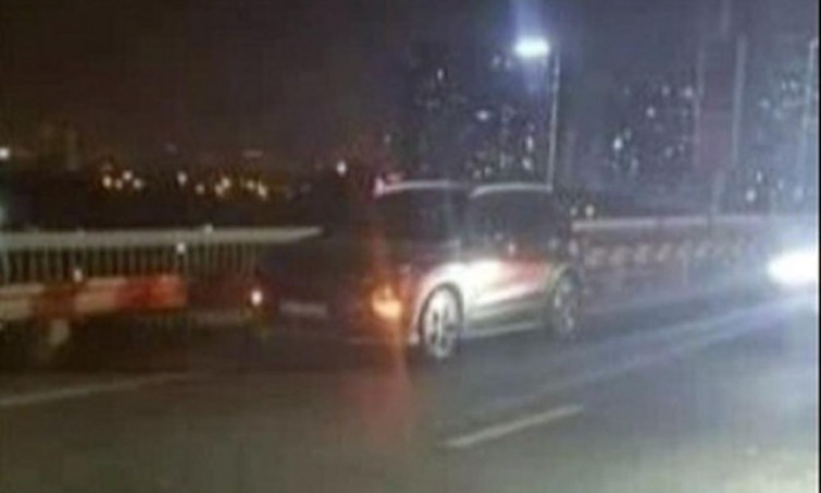 Phát hiện thi thể nghi là tài xế bỏ xe Santafe trên cầu Thăng Long