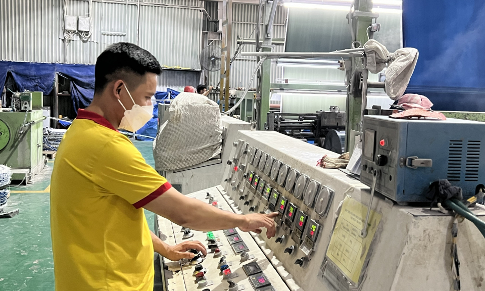 Sửa đổi Luật BHXH: Lắng nghe và sẻ chia với người lao động