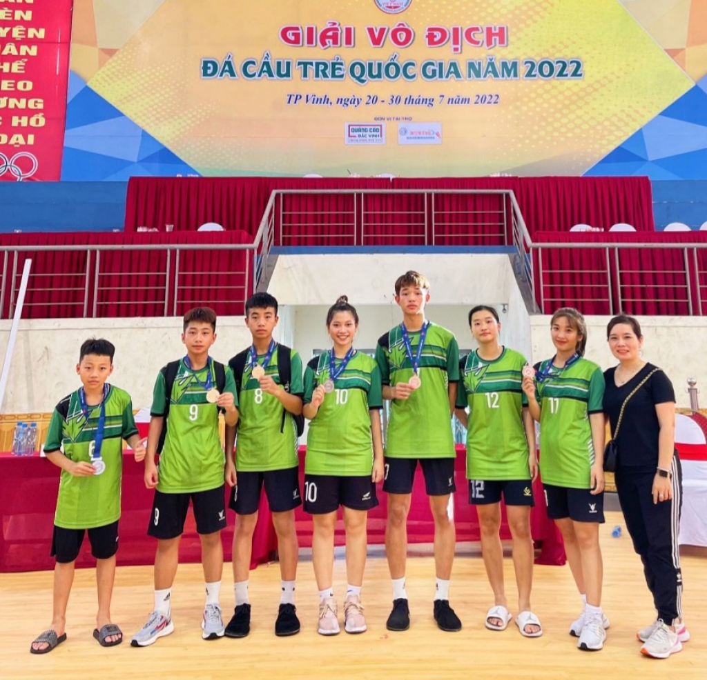 Đội đá cầu trẻ Quảng Ninh giành 8 huy chương tại giải.