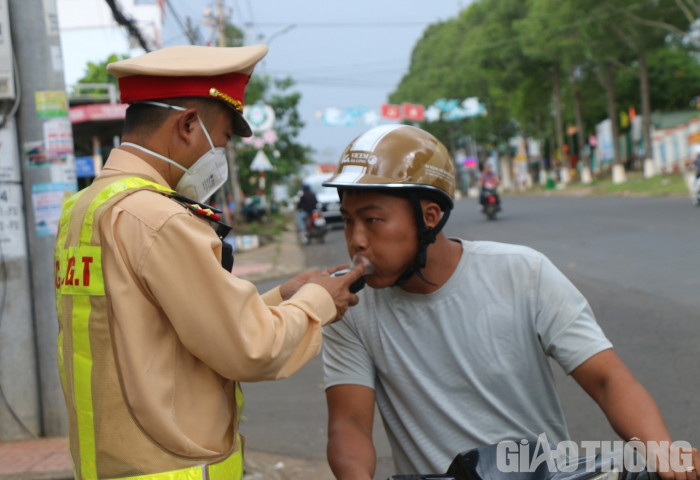 Quyết liệt xử lý “ma men”, cấm lãnh đạo can thiệp vào quá trình xử lý 4