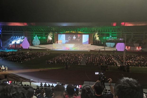 Khai mac ASEAN Para Games 2022: Cung thap sang tinh than the thao hinh anh 1