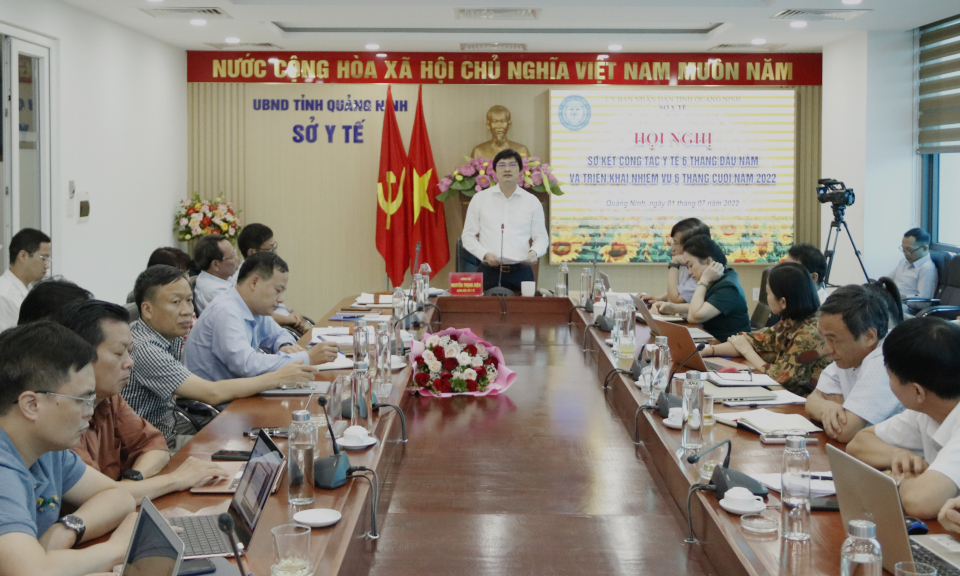 Tiếp tục kiểm soát hiệu quả dịch bệnh, chăm sóc tốt sức khỏe nhân dân