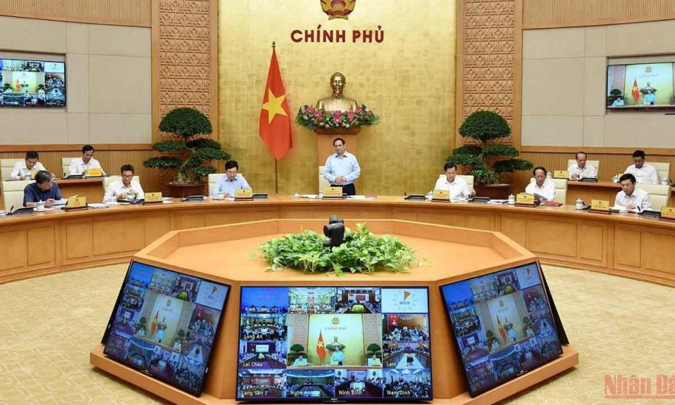 Maintaining macro-economic stability, controlling inflation remain key tasks: PM
