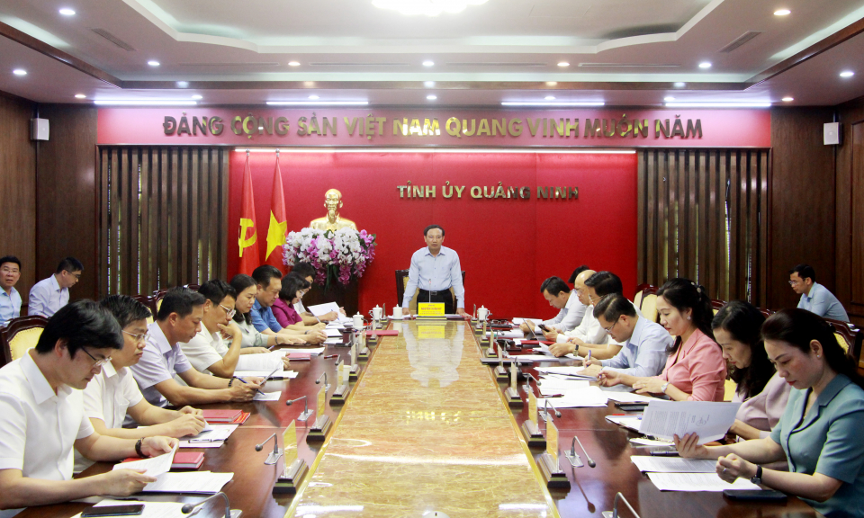 Giao ban Thường trực Tỉnh ủy