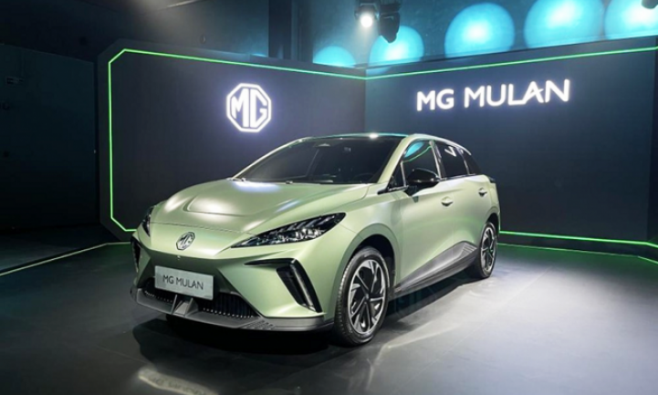 Dân tình mê mẩn mẫu ô tô hatchback mới: Mạnh ngang Hyundai Kona Electric, công nghệ ngập tràn