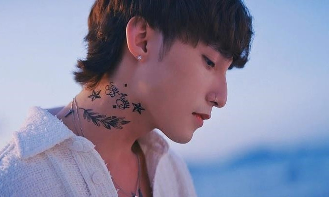 Sơn Tùng là ca sĩ Việt Nam đầu tiên nhận nút kim cương Youtube
