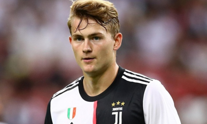 De Ligt có quyết định gây sốc với Chelsea