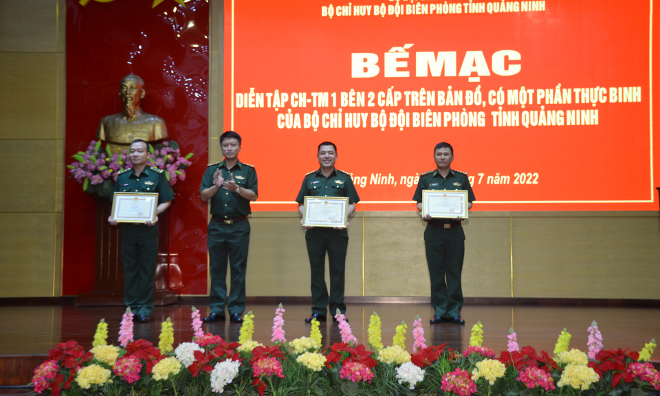 BĐBP Quảng Ninh: Tổ chức diễn tập Chỉ huy-Tham mưu 1 bên 2 cấp trên bản đồ, có một phần thực binh