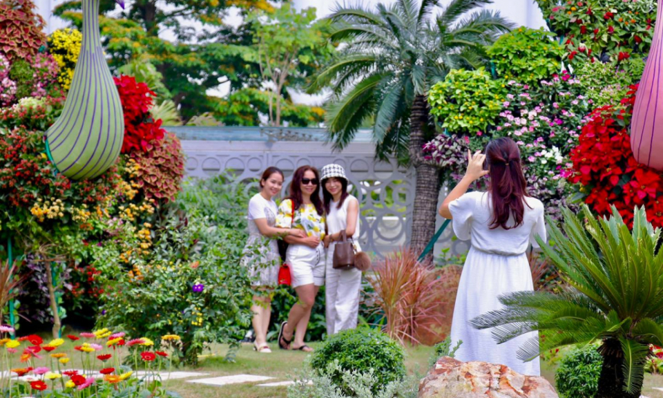  Để du lịch hấp dẫn