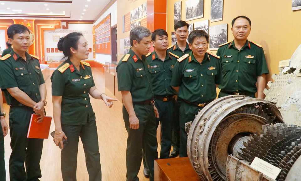 Tổng Cục Chính trị kiểm tra thực hiện Quy hoạch hệ thống thiết chế văn hóa tại Bộ CHQS tỉnh Quảng Ninh