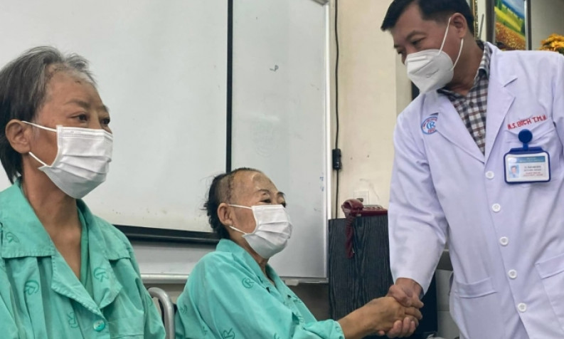 Nhiều người bất ngờ hoại tử sọ và hàm mặt sau mắc Covid