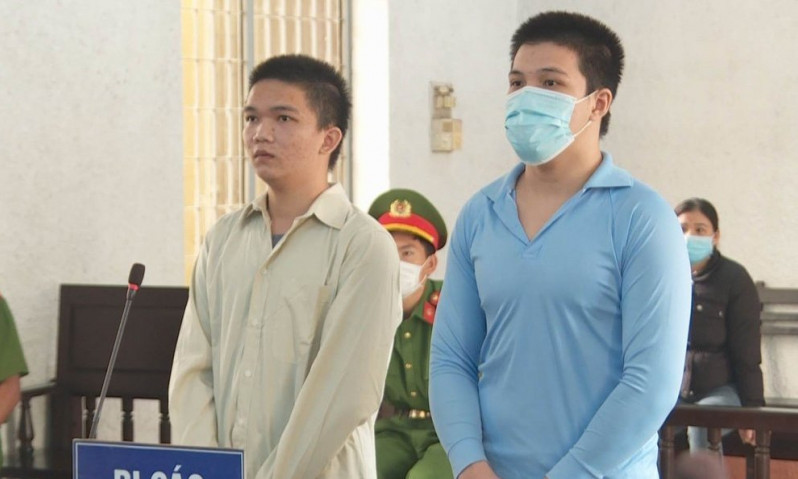 Y án 2 kẻ hiếp dâm bé gái 14 tuổi