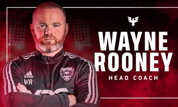 Rooney ra mắt bến đỗ mới