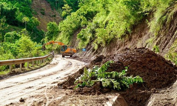 Mưa to diện rộng ở Bắc Bộ giảm dần, nguy cơ sạt lở đất ở vùng núi