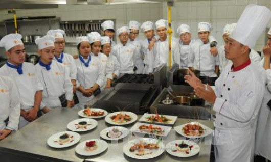 Giải 'bài toán' nhân lực du lịch giai đoạn hậu COVID-19