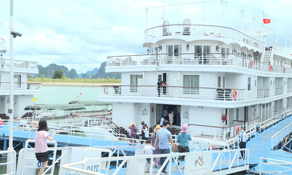 Quang Ninh tourism experiences strong recovery