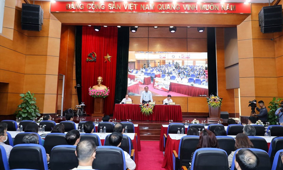 Hơn 400.000 lượt khách du lịch quốc tế đến Việt Nam