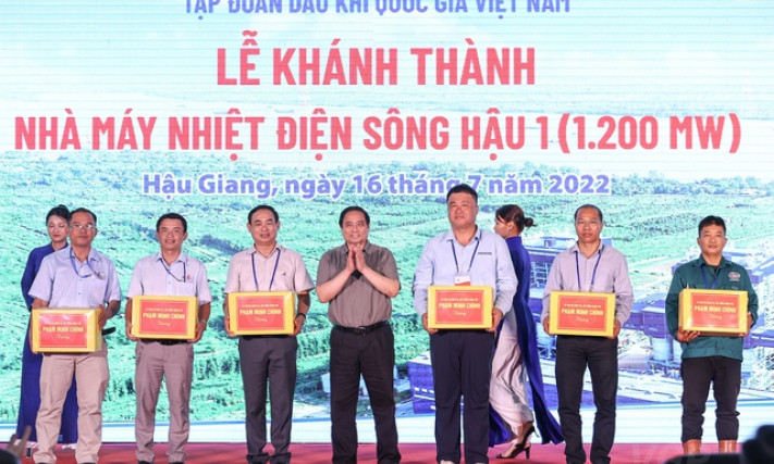 Thủ tướng dự lễ khánh thành nhà máy nhiệt điện 2 tỷ USD