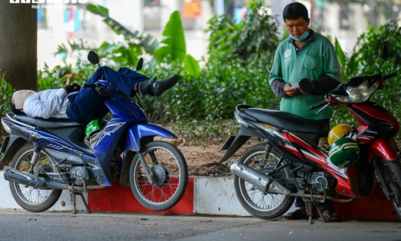 Thời tiết ngày 17/7: Nắng nóng bao trùm Bắc Bộ, đề phòng mưa dông lúc chiều tối