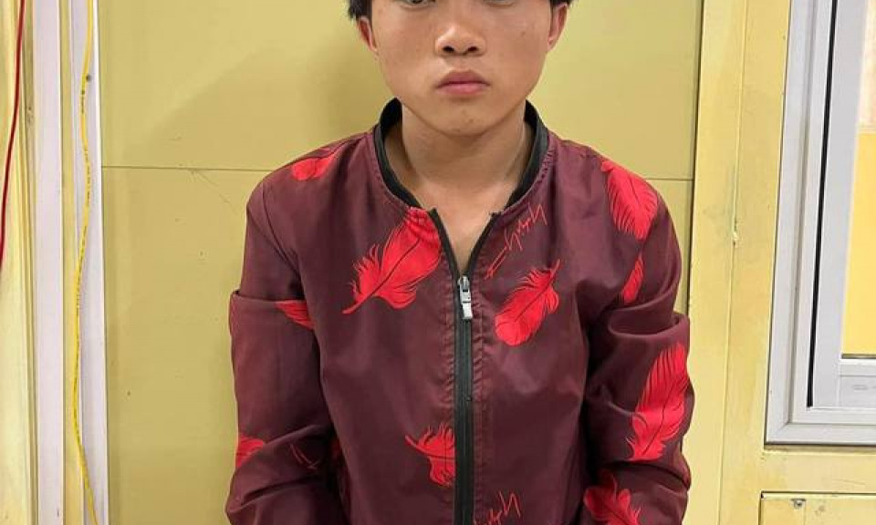 Bắt giữ nam thanh niên 18 tuổi chém nhiều nhát vào người thiếu uý công an