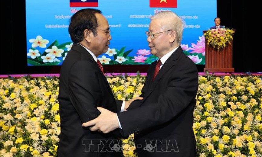 Việt Nam và Lào không chỉ là hai nước láng giềng, mà là 'hai nước anh em, đồng chí'