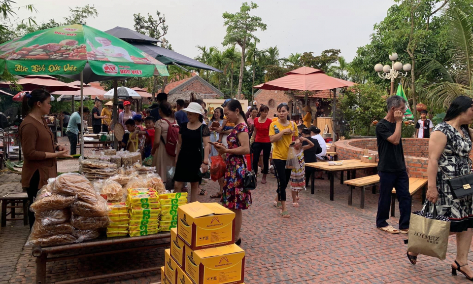Phát triển các sản phẩm du lịch mang đậm bản sắc