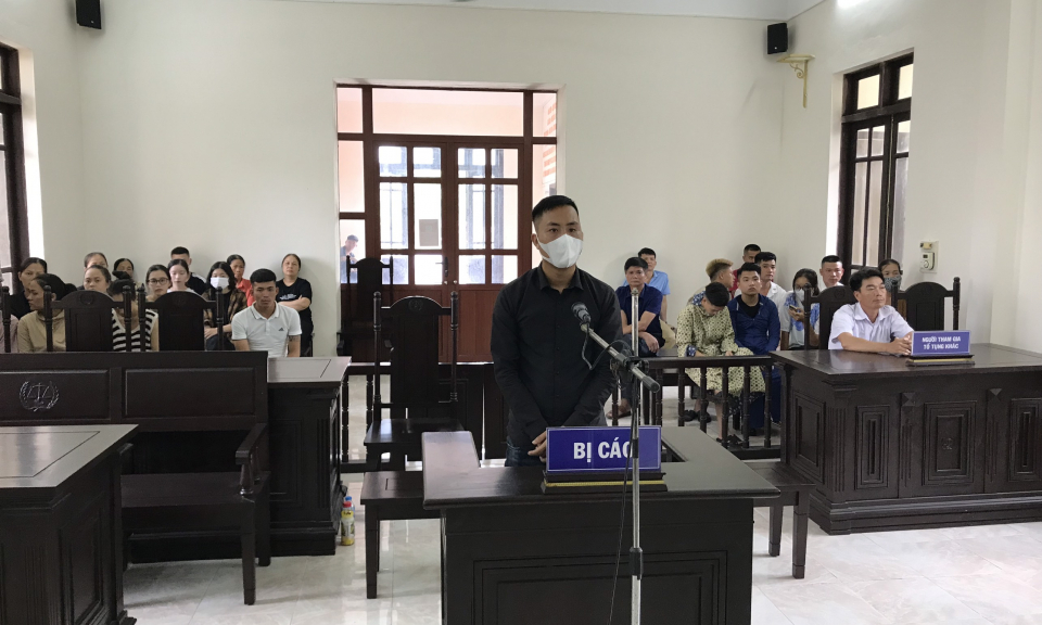 Lĩnh án 4 năm 6 tháng tù do gây tai nạn giao thông đường bộ