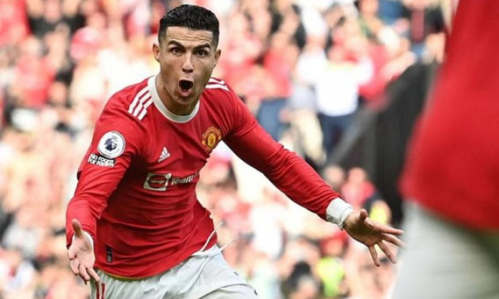 Ronaldo chấp nhận giảm lương, Atletico có câu trả lời