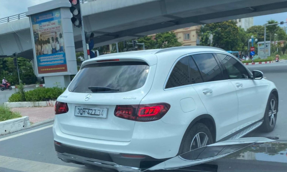 Che, sửa biển số ô tô: Đề nghị tước GPLX, tăng mức phạt lên 35 triệu?