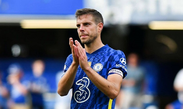 Barca đạt thỏa thuận chiêu mộ đội trưởng Chelsea
