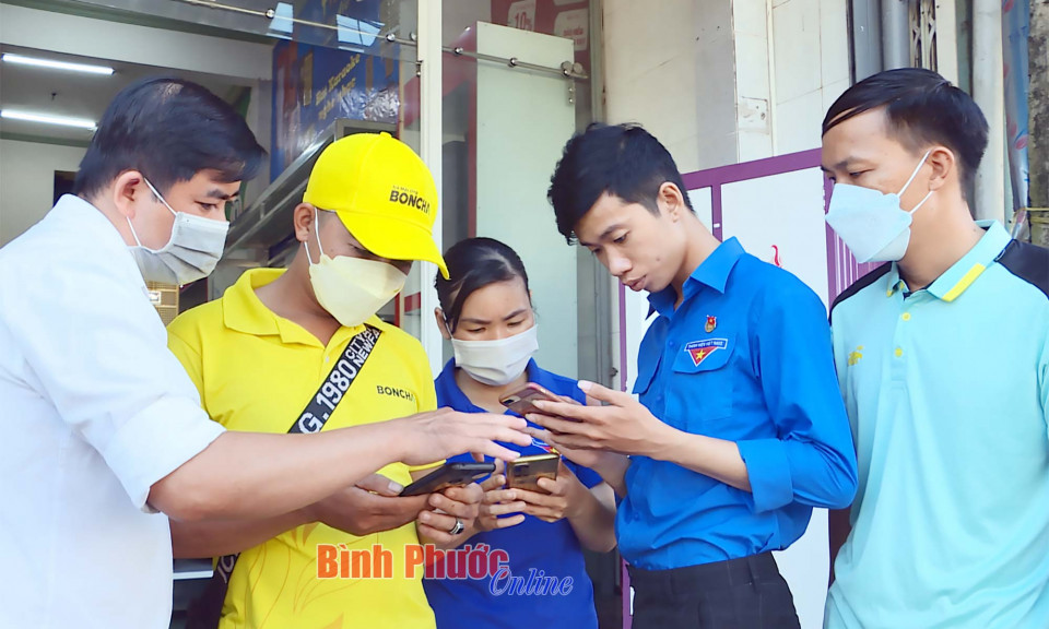Bài 1: Lan toả chuyển đổi số 