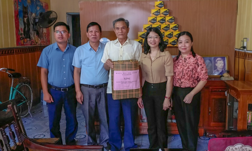 Đầm Hà: Trọn nghĩa, vẹn tình
