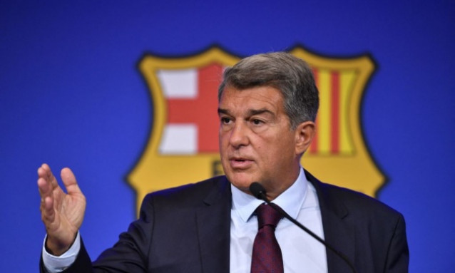 Laporta muốn tái hợp với Messi